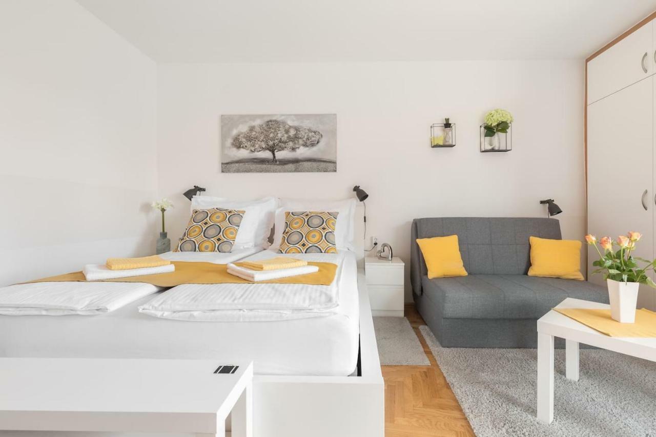 Studio Apartman Comodo Zagreb Exterior photo